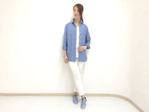 バッグストライプシャツ　ブルー　全身　前.jpg