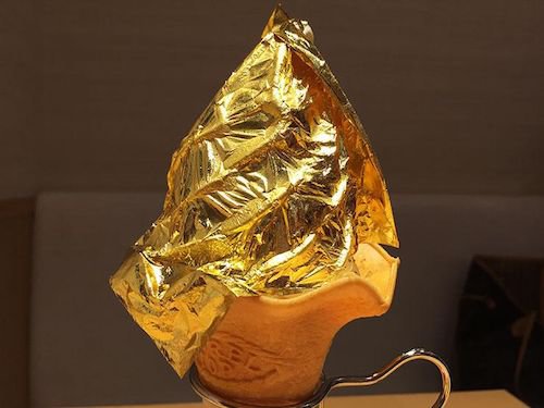 金箔ソフトクリーム.jpg
