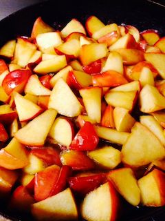 りんご煮てる２.jpg