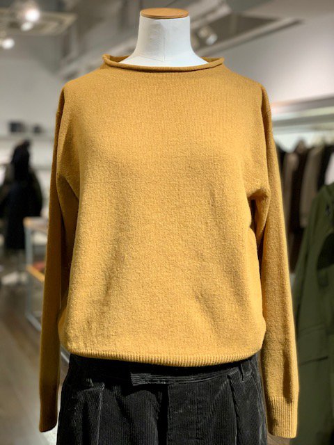 マーガレットハウエル TWISTED CASHMERE WOOL JUMPER